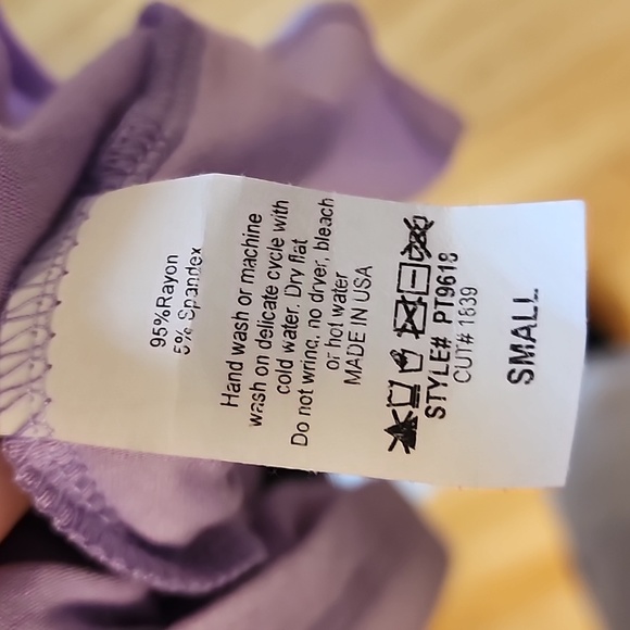 By Riah Fashion women's small tunic - Picture 6 of 6